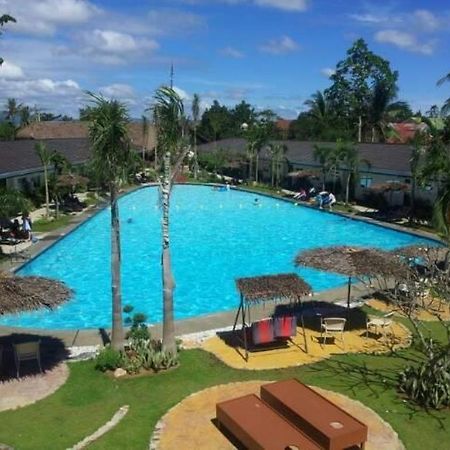 Natures Garden Park Resort And Spa Мактан Экстерьер фото