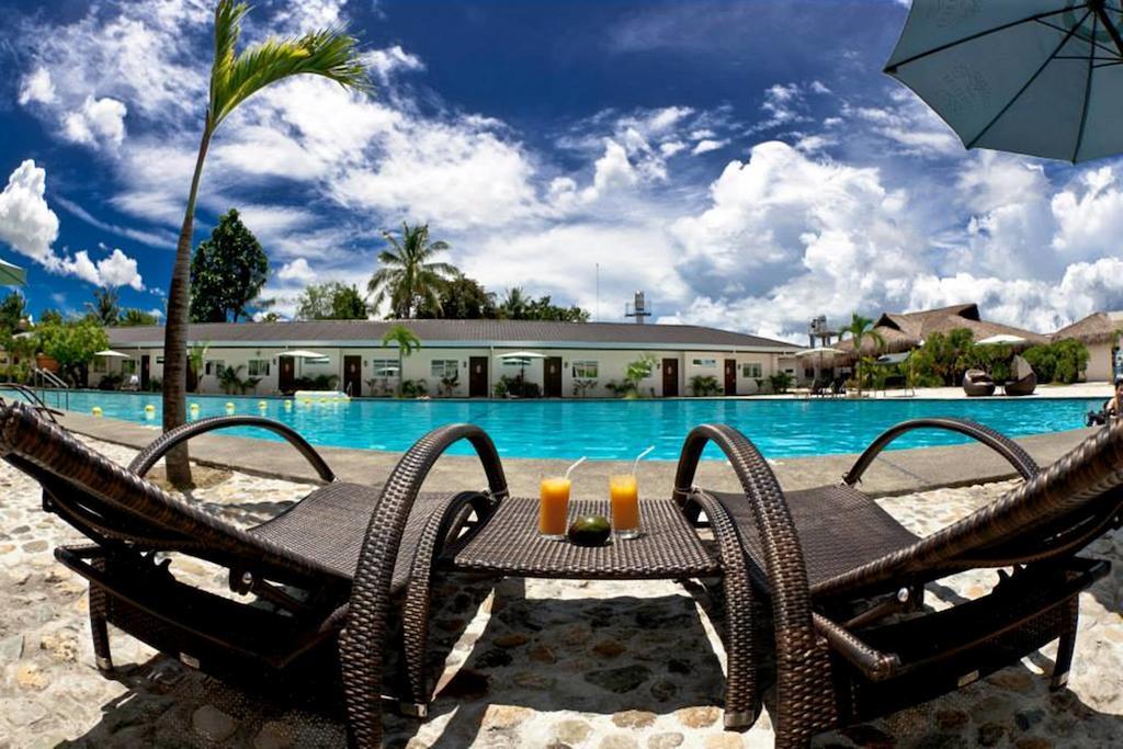 Natures Garden Park Resort And Spa Мактан Экстерьер фото